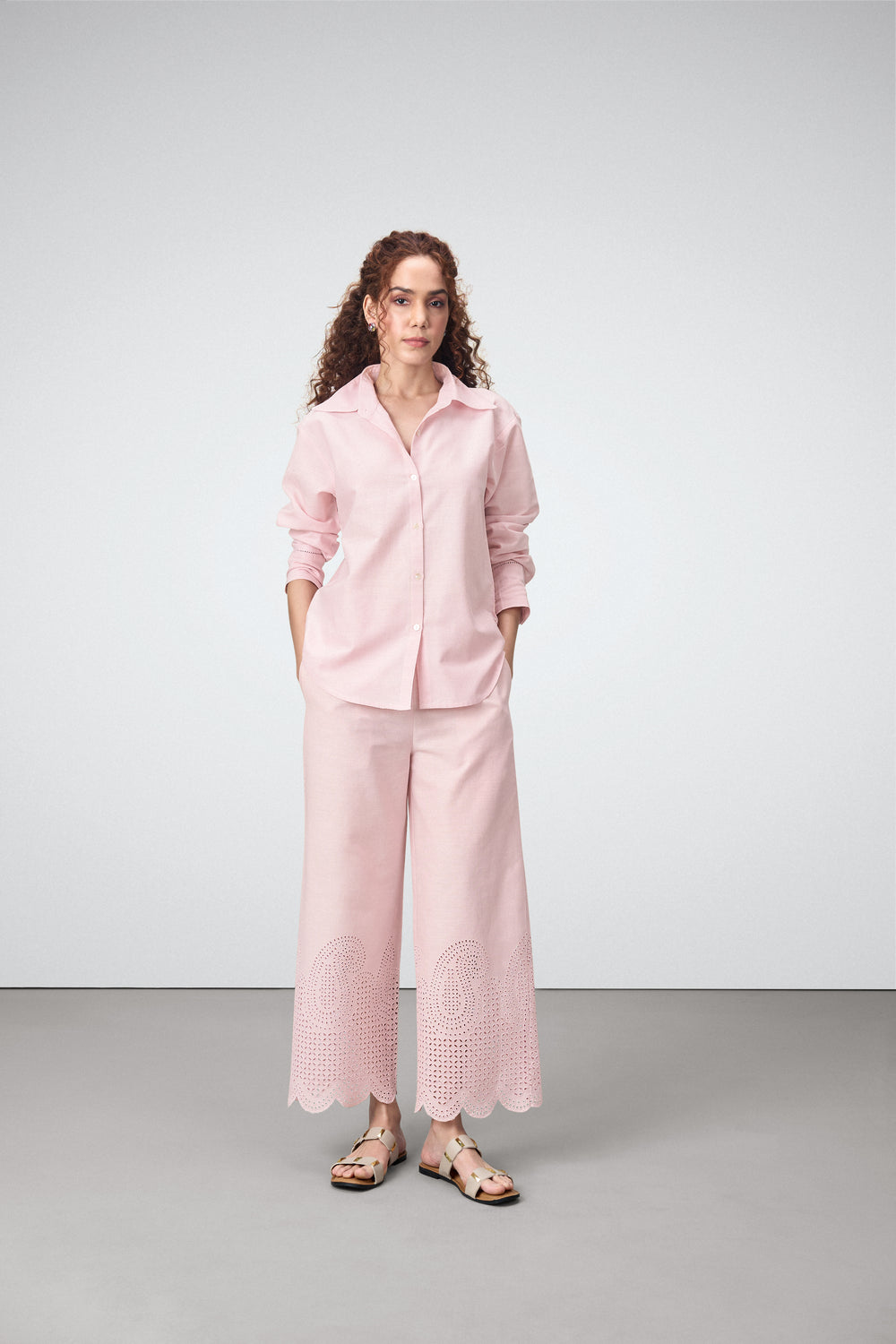 women pants schiffli detailed embroidery eyelet lace detailing scallop high rise pink Cotton Trousers model view