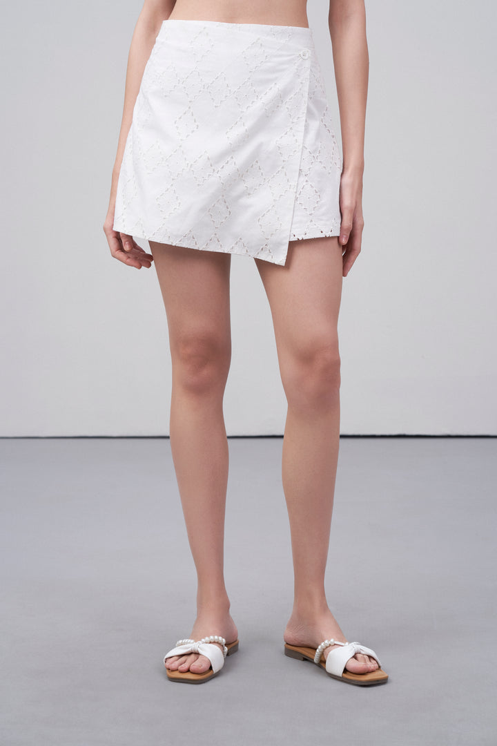 Cotton Eyelet Embroidery Side Zip Wrap Front Skort Skirt For Women Ladies White Color | High Waist White Embroidered Skort For Women
