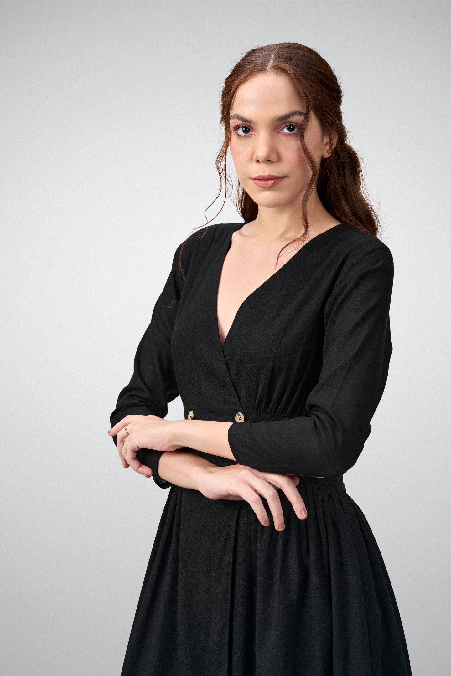 Ladies 100% Cotton Soft And Breathable Long Sleeve V Neckline Fit And Flare Midi Dress For Women Model Fornt Zoom View | Balck Cotton Fit & Flare Midi Dress For Women 