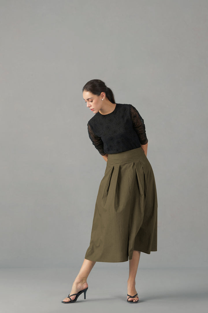 EMBROIDERED MESH TOP