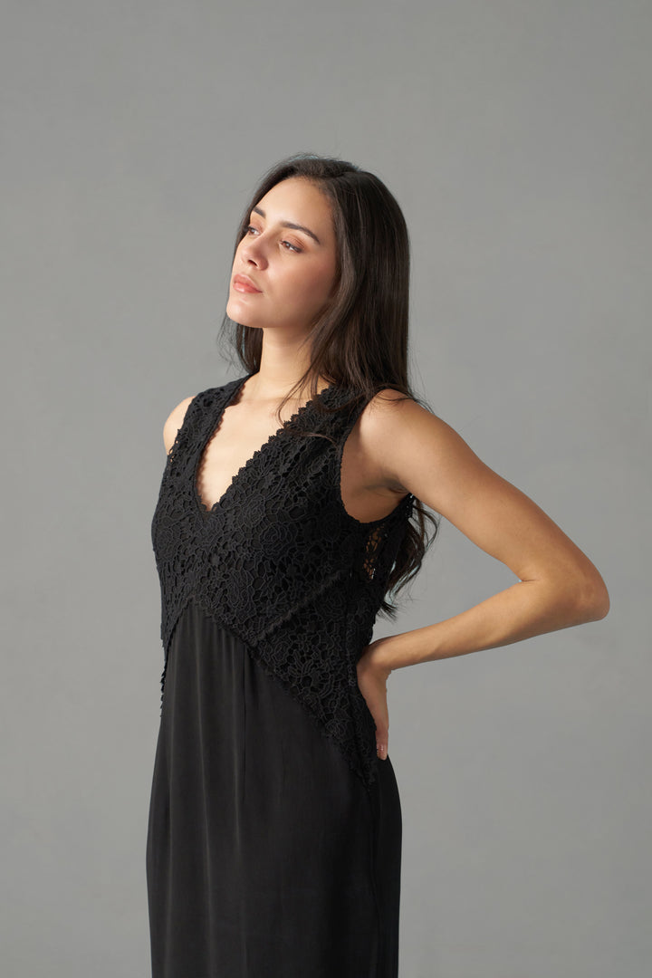 LACE BACK MIDI DRESS | leftside half image