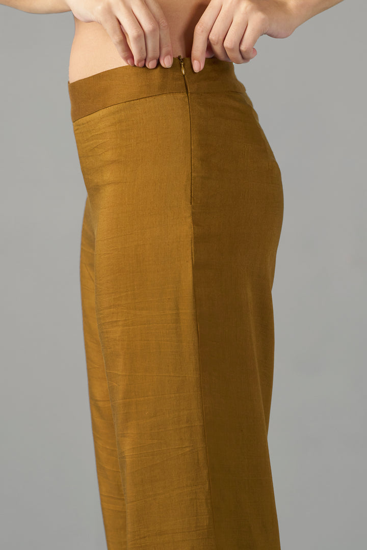 STRAIGHT FIT TROUSER
