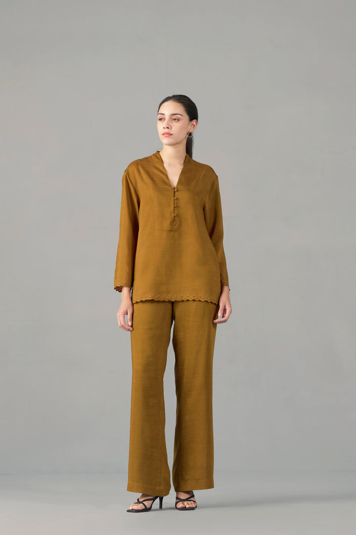 STRAIGHT FIT TROUSER