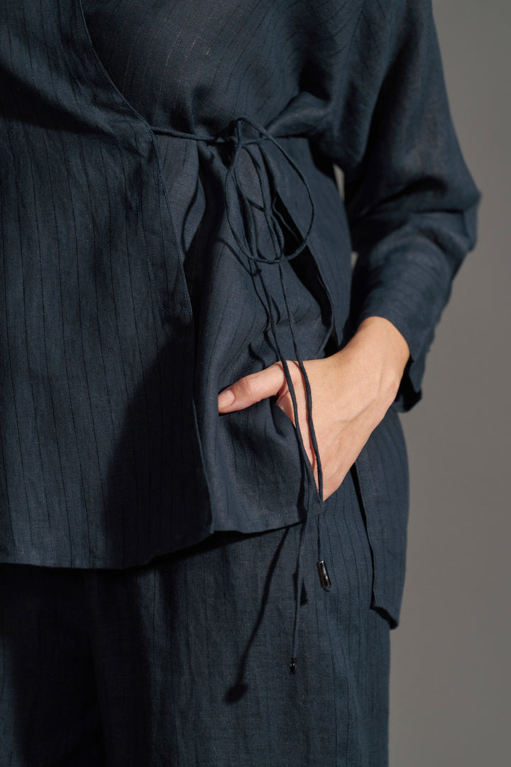 women Linen Collared Tie-Up Top | Navy Blue Womens Top design view | Linen Tops for Women