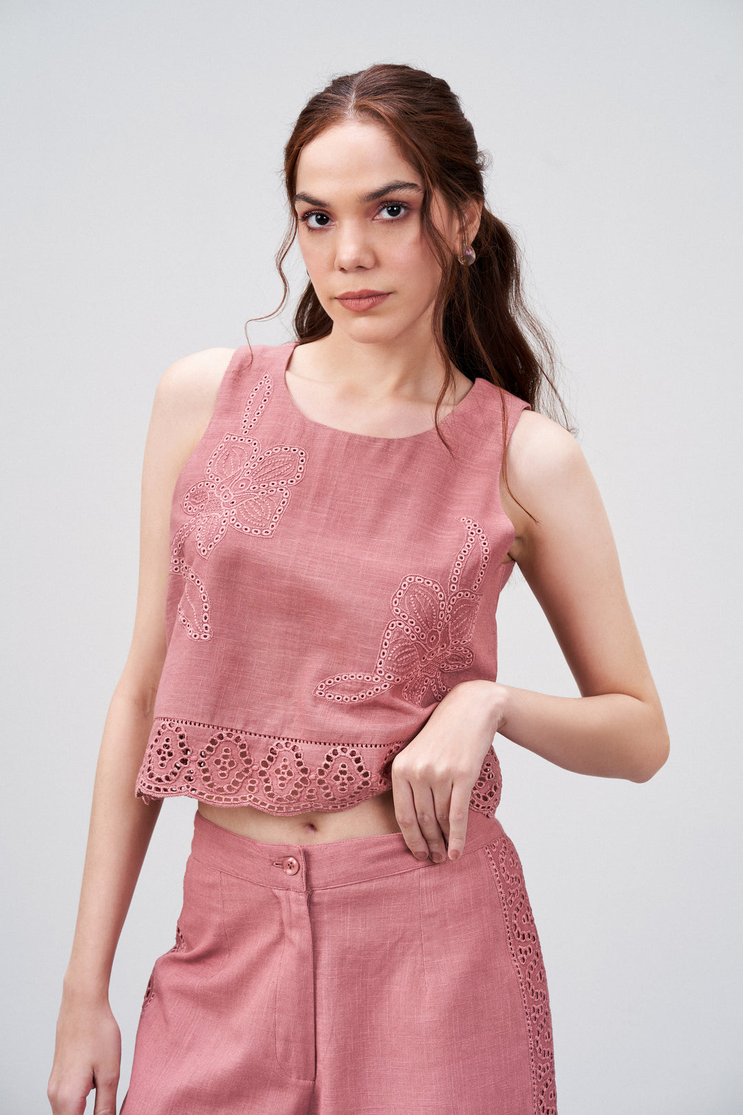 Women Crop Top 100% Cotton Dark Pink Scalloped Embroidery Lace Hem Sleeveless Top For Ladies | Tea Rose Cotton Sleeveless Crop Top With Scalloped Embroidery 
